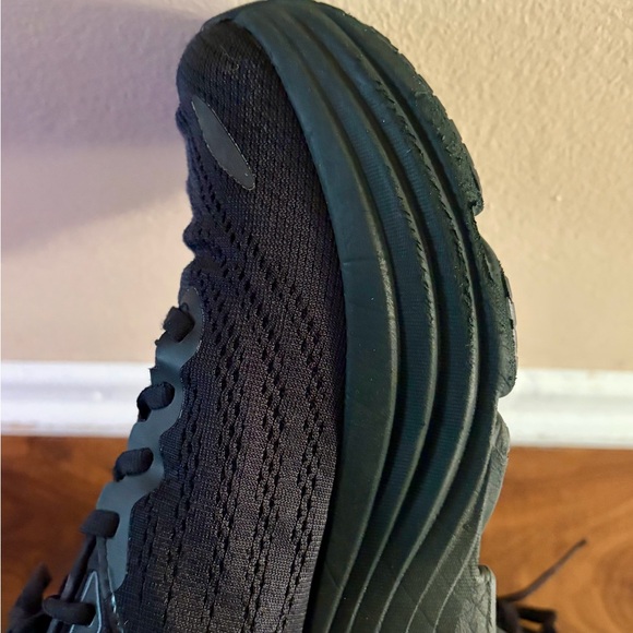 Hoka Bondi 8  Men\'s Charcoal Athletic Shoes 9D main image 10